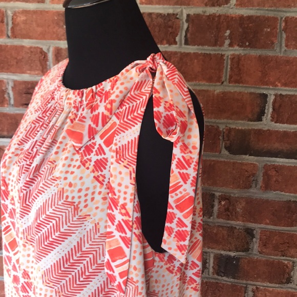 Vince Camuto Sleeveless top SZ Medium Coral Summer - Picture 6 of 7